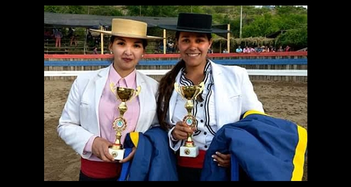 Iara Docman y Alison Molina ganaron rodeo promocional femenino efectuado en Chancón